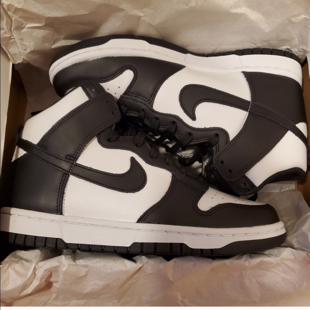 Nike Dunk High Panda